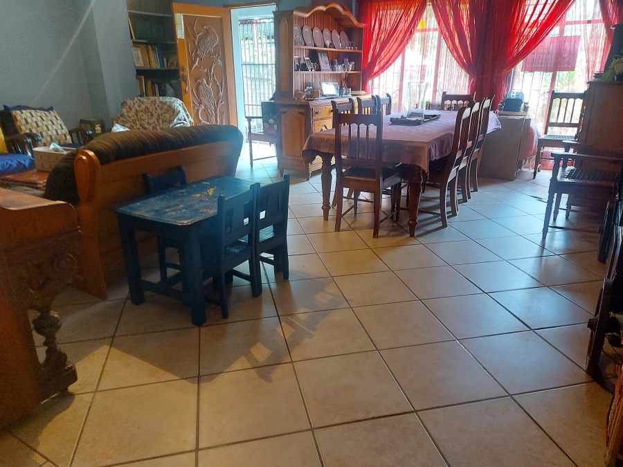 3 Bedroom Property for Sale in Oos Einde North West